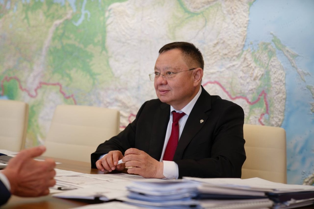 Министр строительства и ЖКХ РФ Ирек Файзуллин провел совещание по вопросам взаимодействия с Ростехнадзором и Главгосэкспертизой