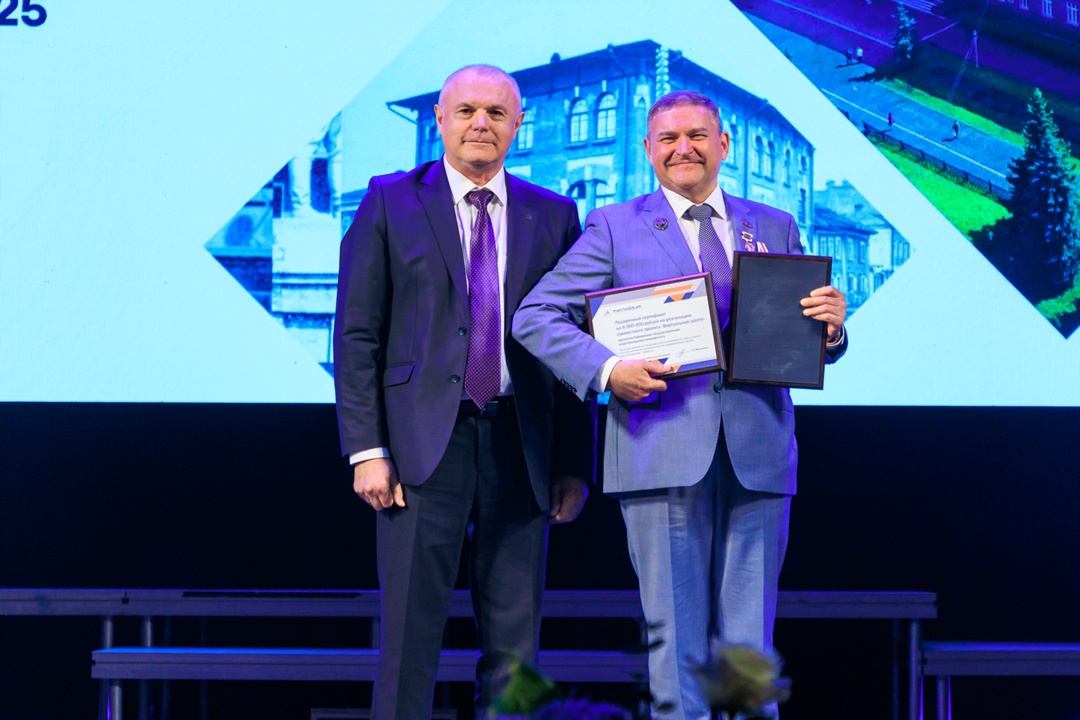 Поздравили СибГИУ с 95-летием Наш подарок вузу к юбилею – современная учебная лаборатория «Виртуальная шахта», которая откроется уже в этом году.