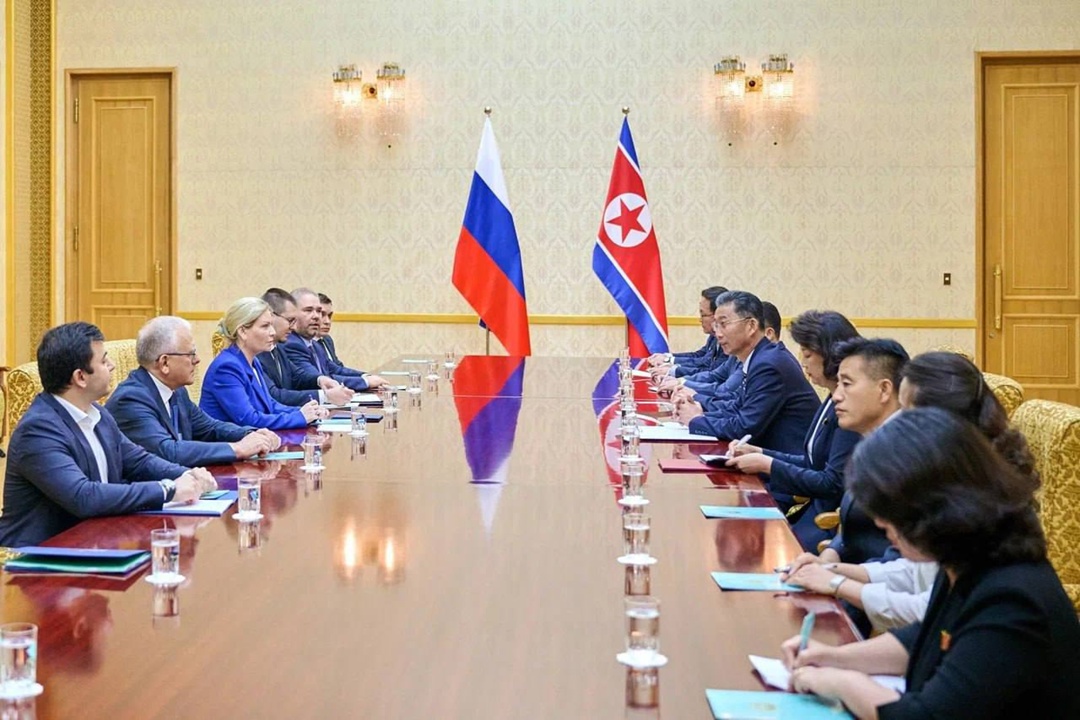 Министр культуры Ольга Любимова обсудила с министром культуры КНДР российско-корейское сотрудничество