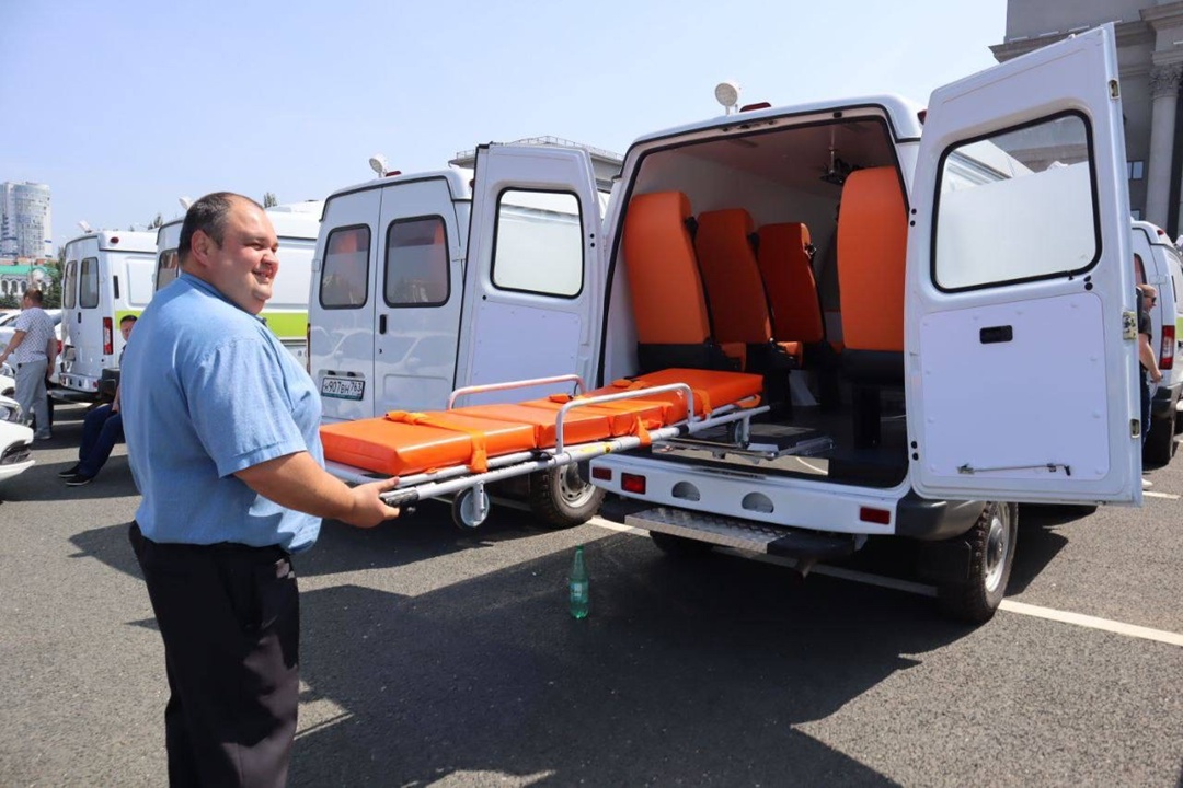 106 автомобилей неотложной помощи поступили в медучреждения Самарской области