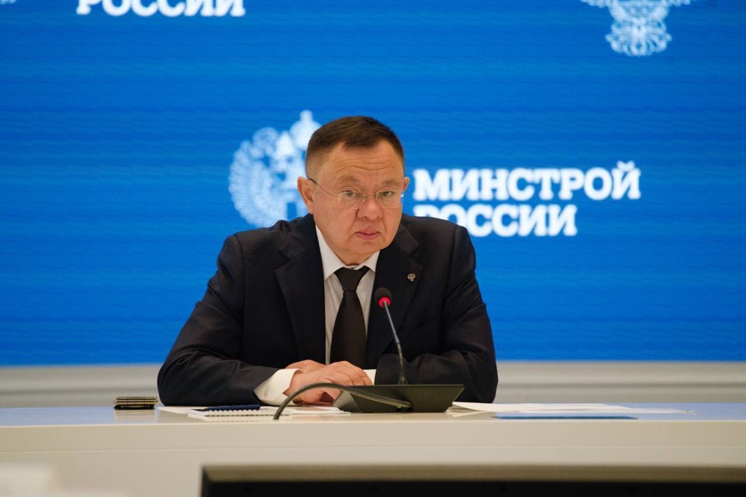 В Минстрое России прошло еженедельное оперативное совещание под председательством Министра строительства и ЖКХ РФ Ирека Файзуллина