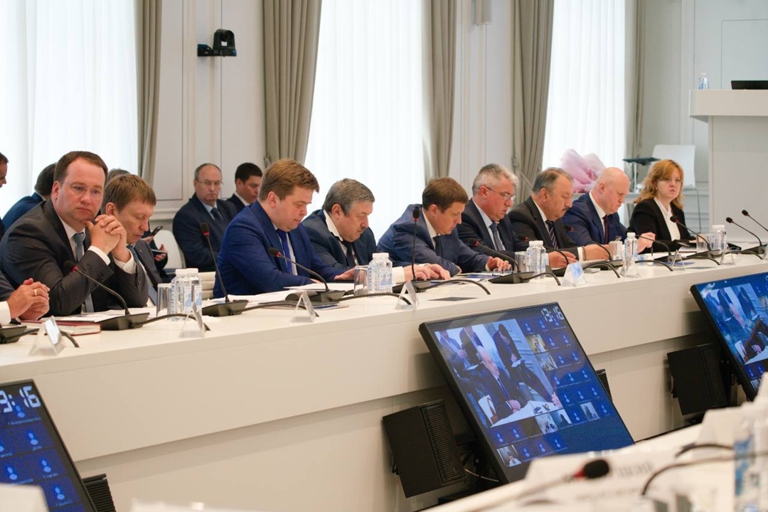 Состоялось совместное заседание Общественного совета при Минстрое России и Общественного совета Росстандарта