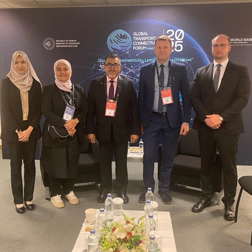 В минувшие выходные команда Минтранса работала в Стамбуле