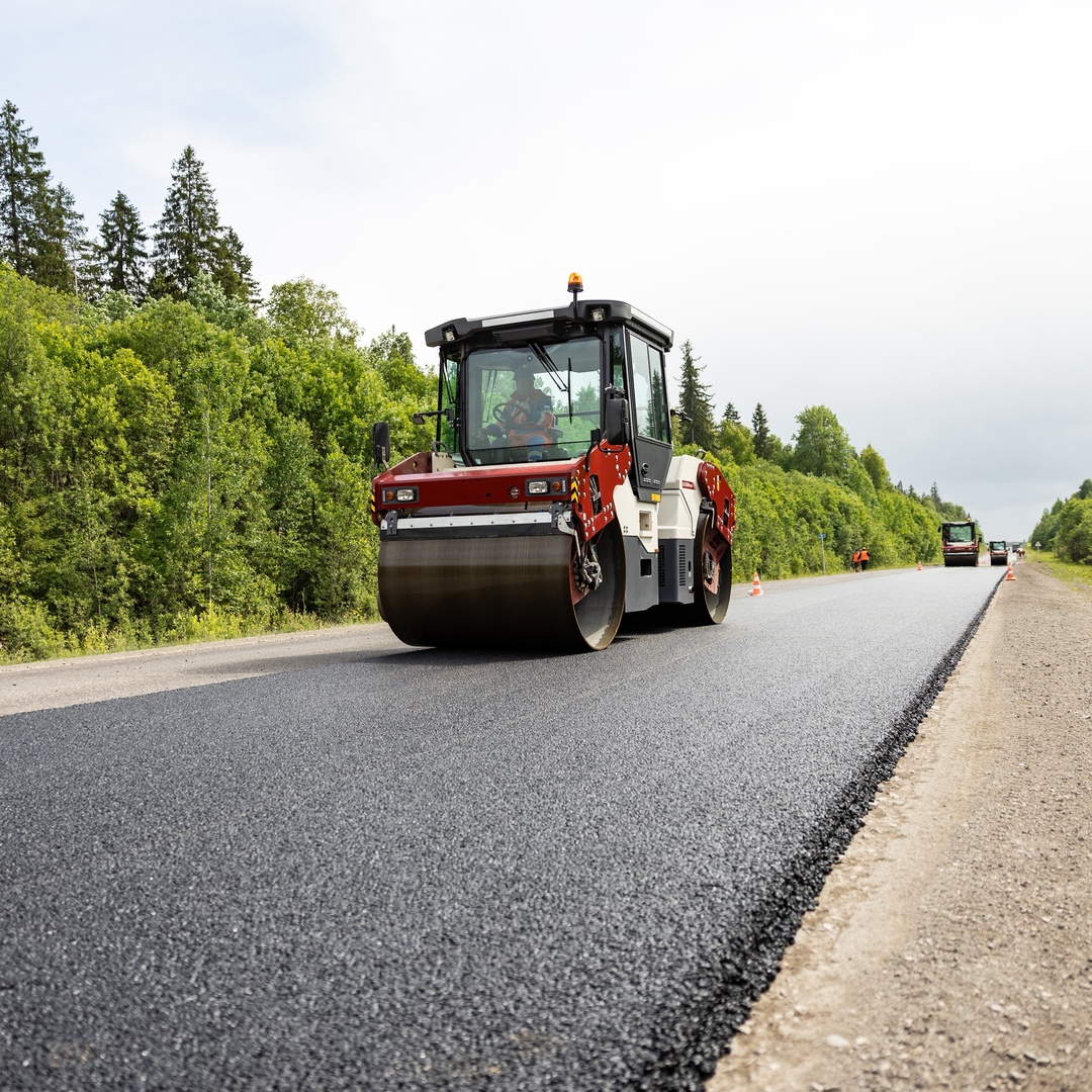 Александр Михайлов с детства увлекался естественными науками, работал учителем химии и биологии, а сегодня создает рецептуры битумных материалов для дорожных…