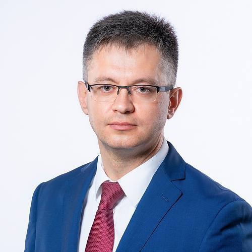 Наша задача — максимально поддержать угольную отрасль, сохранить объемы добычи, а затем выйти на стратегические задачи, заложенные в энергостратегии