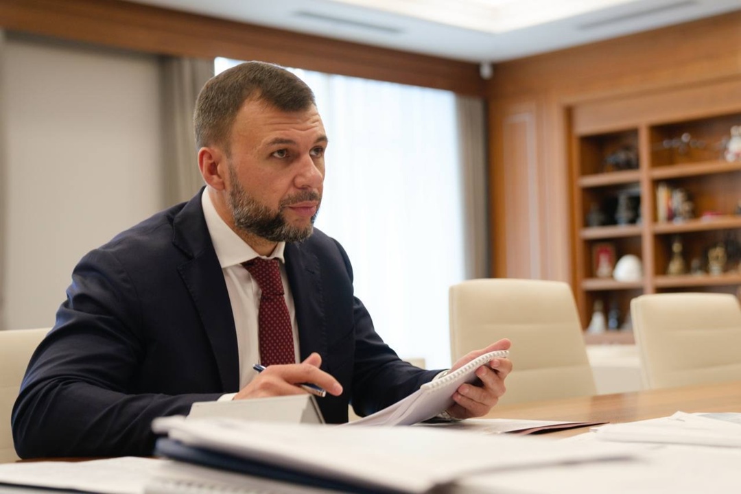 Глава Минстроя России Ирек Файзуллин провел рабочую встречу с Главой Донецкой Народной Республики Денисом Пушилиным