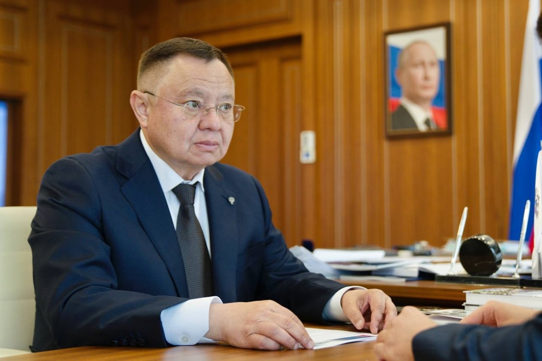 Министр строительства и ЖКХ РФ Ирек Файзуллин провёл рабочую встречу с председателем Комитета по коммунальной инфраструктуре и ЖКХ «Деловой России» Львом…