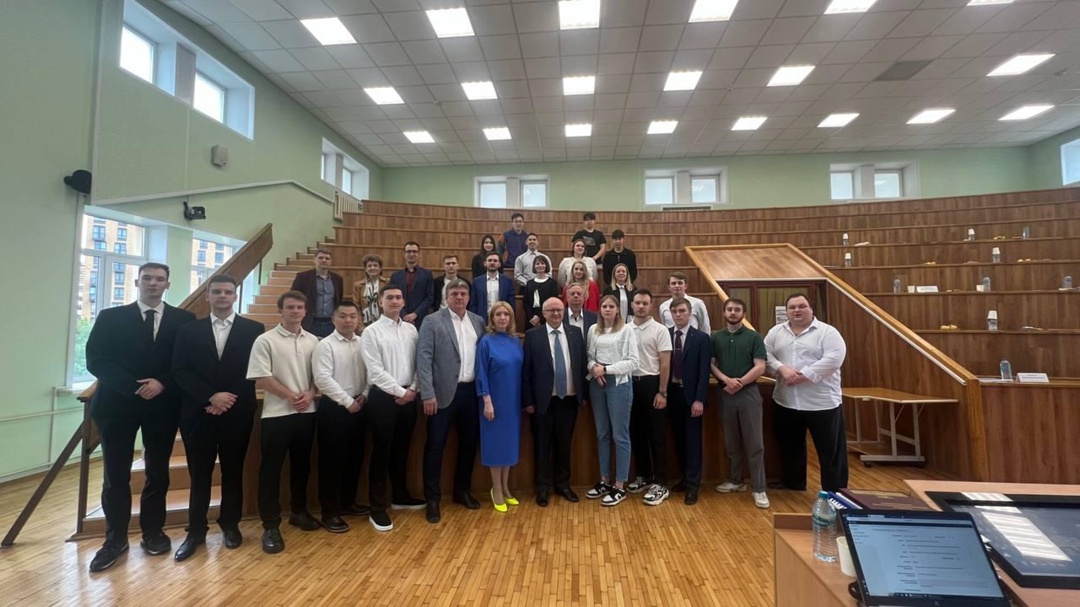 #Молодая_наука В Московском энергетическом институте состоялась защита выпускных работ магистрантов по программе «Контрольно-надзорная деятельность в…