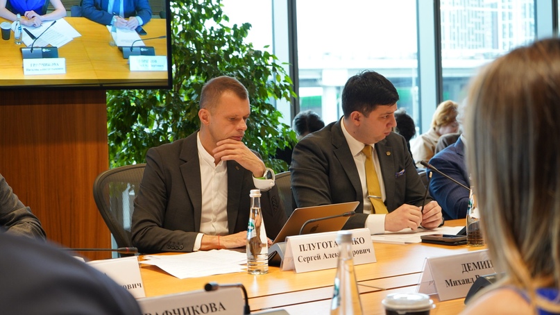 Глава АНО «Цифровая экономика» принял участие в заседании Общественного совета при Минцифры России