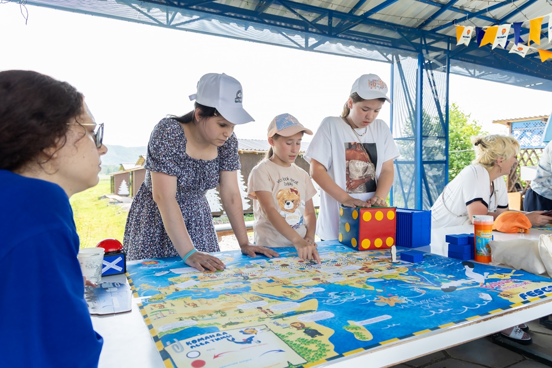 Можно ли не улыбнуться, когда видишь радость детей? Мы не можем.