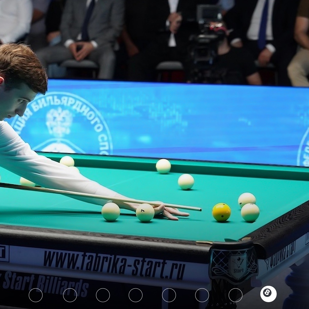 Бильярд снова становится модным! Зеленое сукно, приглушенный свет, пыль от мелков и стук шаров друг о друга — это особая атмосфера.