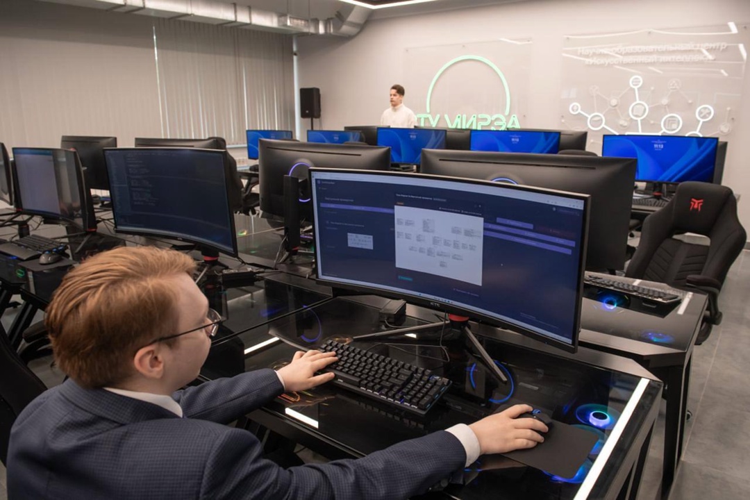 Валерий Фальков открыл научно-образовательный центр «Искусственный интеллект» в РТУ МИРЭА