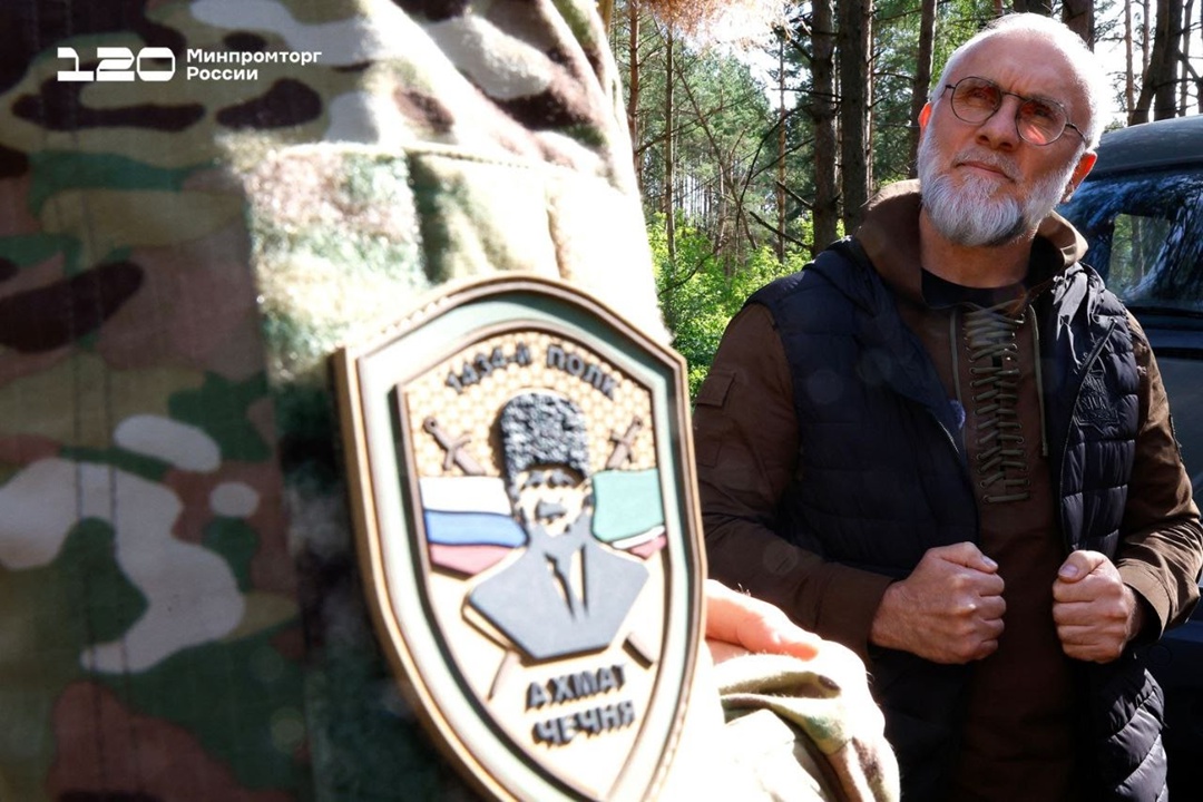 Минпромторг России и Народный фронт передали очередную партию техники на нужды СВО