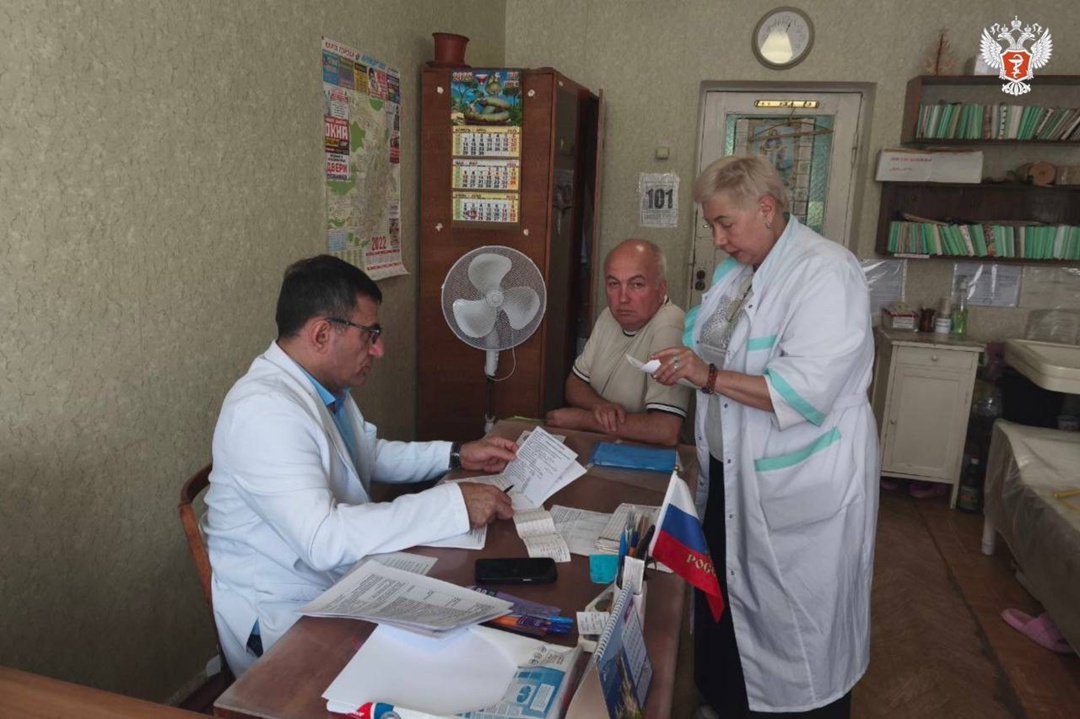 Профессорский обход: Более 100 пациентов из ЛНР и ДНР осмотрел кардиолог ведущего федерального центра Минздрава России