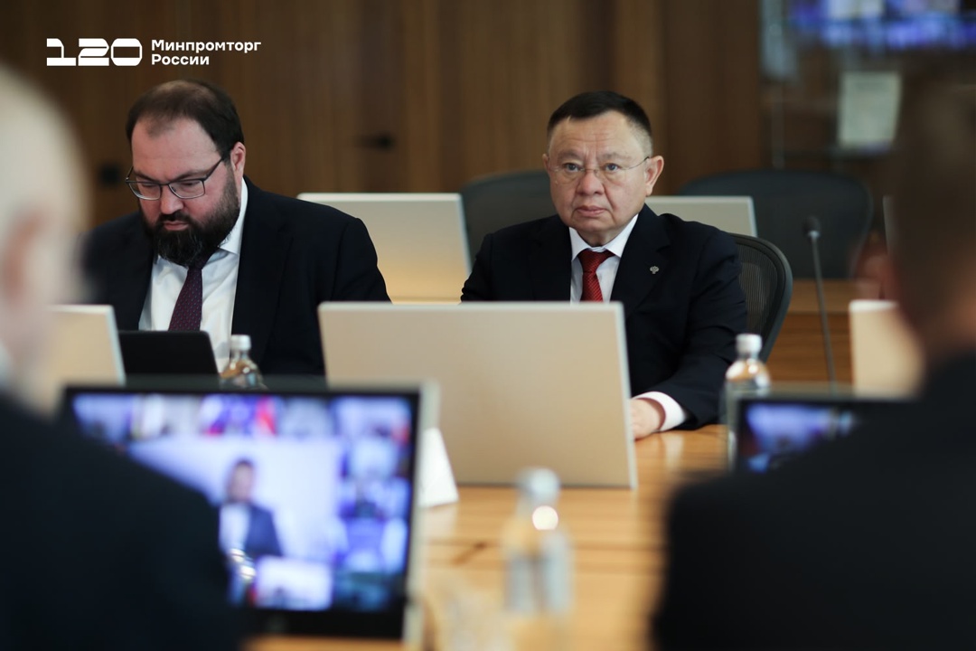 Антон Алиханов принял участие в заседании Госкомиссии по борьбе с контрафактом