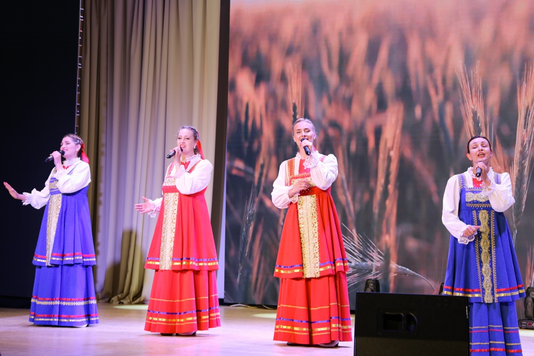 Юрий Воробьёв: Фестиваль «Наследники традиций» стал ярким продолжением XII Форума регионов России и Беларуси