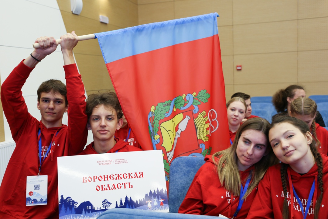 Юрий Воробьёв: Фестиваль «Наследники традиций» стал ярким продолжением XII Форума регионов России и Беларуси