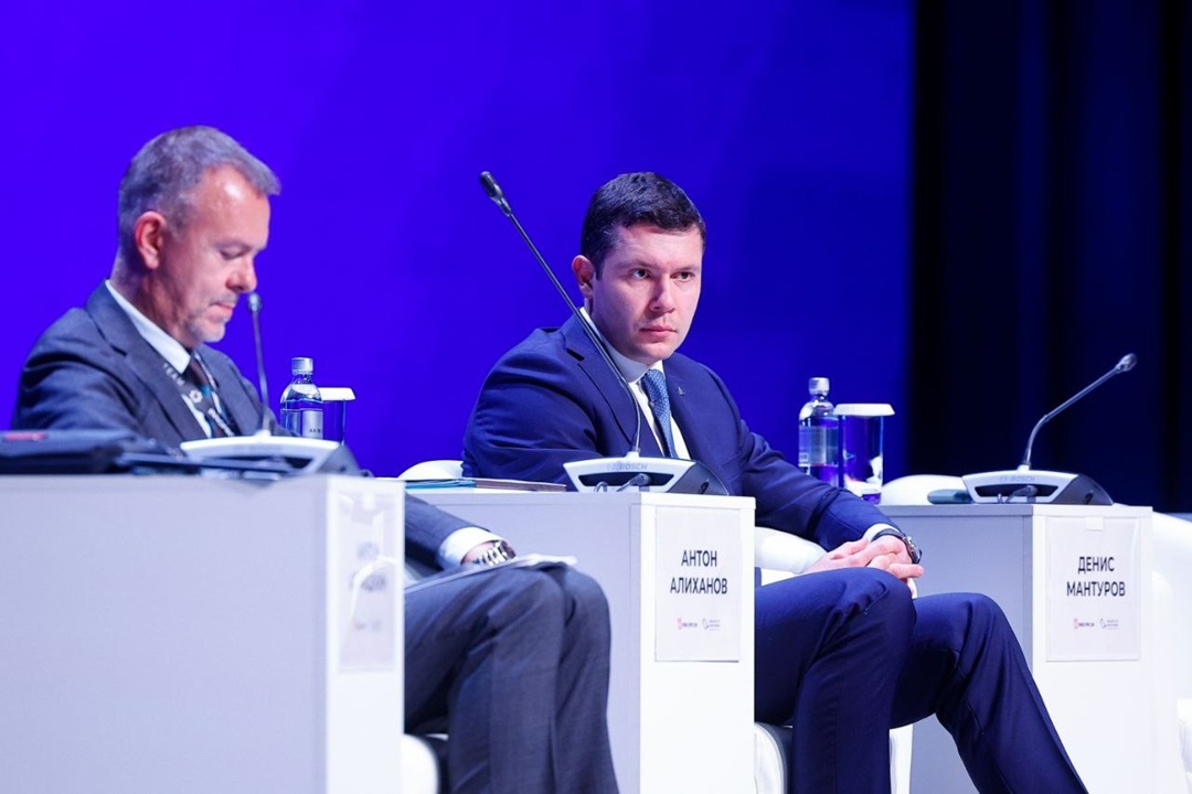 В первый день ИННОПРОМ состоялось Заседание итоговой Коллегии Минпромторга России