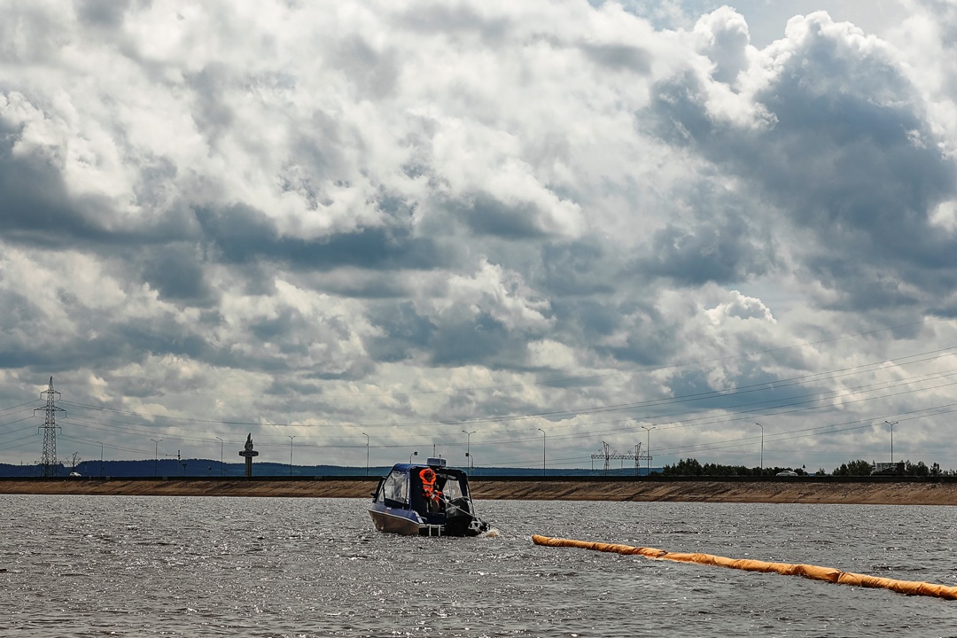 #Учения Западно-Уральское управление Ростехнадзора в составе комиссии проверило готовность филиала ПАО «РусГидро» - «Воткинская ГЭС» к действиям по локализации…