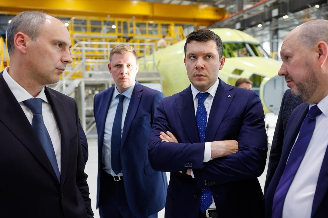 ️️️Антон Алиханов посетил производственные площадки УЗГА