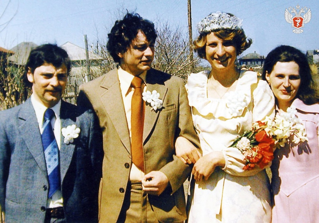 45 лет вместе: история любви, семьи и верности медицине