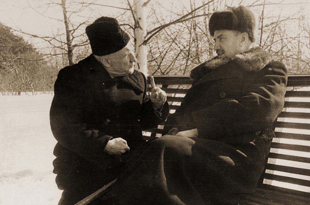 Игорь Евгеньевич Тамм родился 8 июля 1895 года во Владивостоке, где его отец работал инженером на строительстве Транссибирской магистрали. Однако вскоре семья…