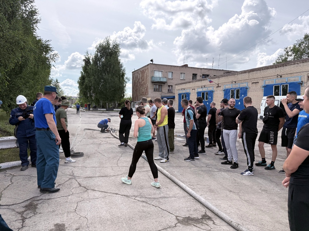 Женские звенья в деле: пожарная подготовка без исключений