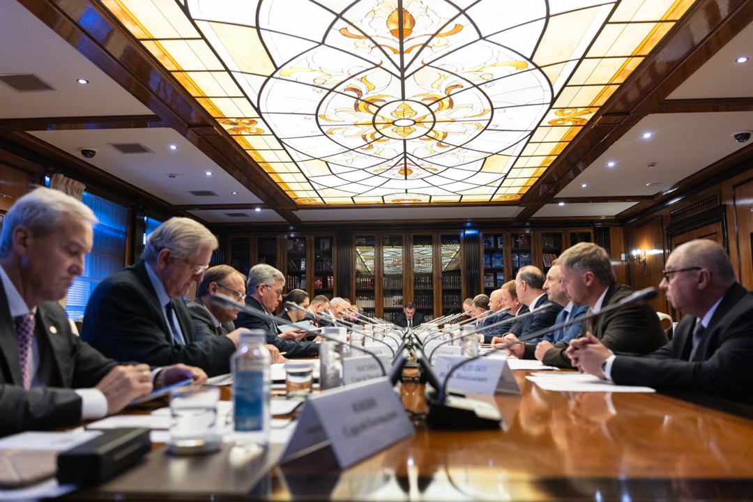 Дмитрий Патрушев обсудил с руководством отраслевых союзов развитие экспорта сельскохозяйственной продукции.