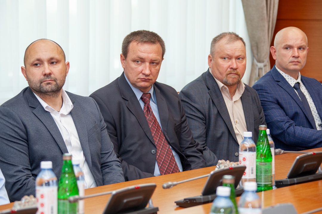 Контракт как признание. И как вызов