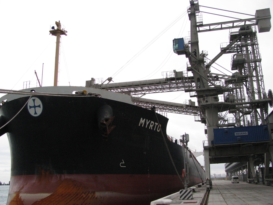 Цены спроса на российскую пшеницу с протеином 12,5% с поставкой в июле-августе на прошлой неделе выросли на $4, до $230/т FOB, сообщил аналитический центр…