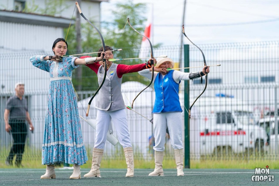 В селе Ытык-Кюель Таттинского улуса всю прошлую неделю при поддержке АЛРОСА шли игры по национальным видам спорта "Игры Манчаары".