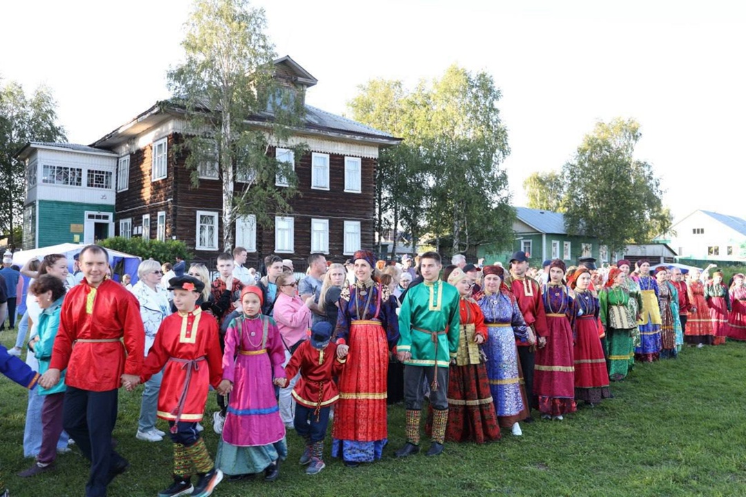 Украшение лета При поддержке ЛУКОЙЛа в селе Усть-Цильма прошёл праздник «Горка», история которого насчитывает пять веков.