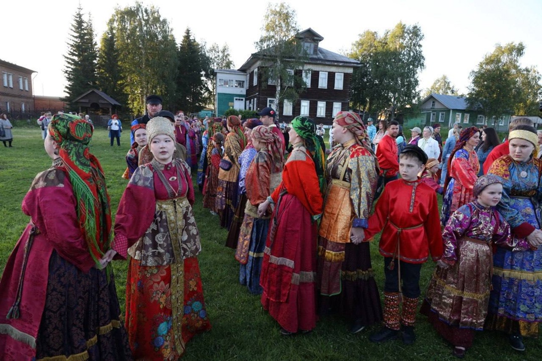 Украшение лета При поддержке ЛУКОЙЛа в селе Усть-Цильма прошёл праздник «Горка», история которого насчитывает пять веков.