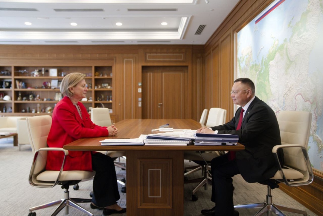 Министр строительства и ЖКХ РФ Ирек Файзуллин и руководитель Роспотребнадзора Анна Попова обсудили вопросы гармонизации требований к строительству…