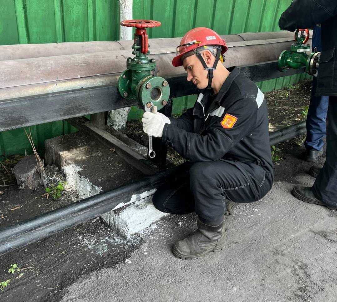 Пока одни пишут комментарии, другие ставят заглушки с рекордом