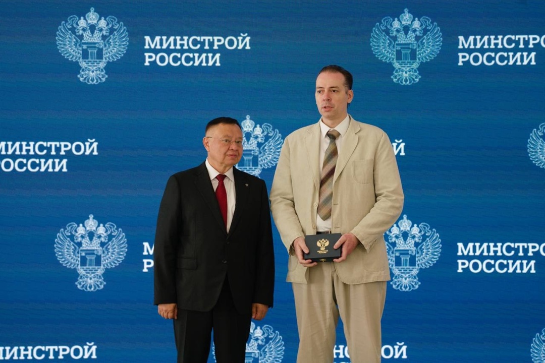 В Минстрое России прошло еженедельное оперативное совещание под председательством Министра строительства и ЖКХ РФ Ирека Файзуллина