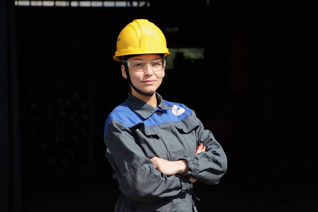 Точность – ее профессия! Сегодня хотим познакомить вас с одним из наших молодых специалистов