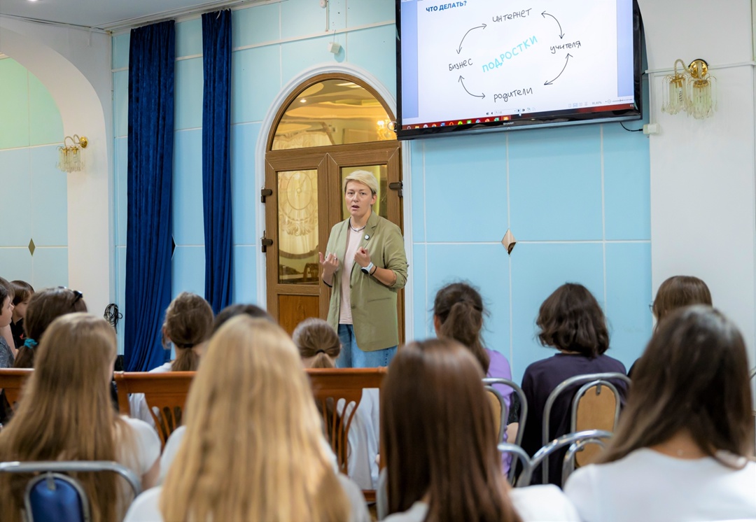 Энергия наставничества: амбассадоры «Татнефти» вдохновляют школьников