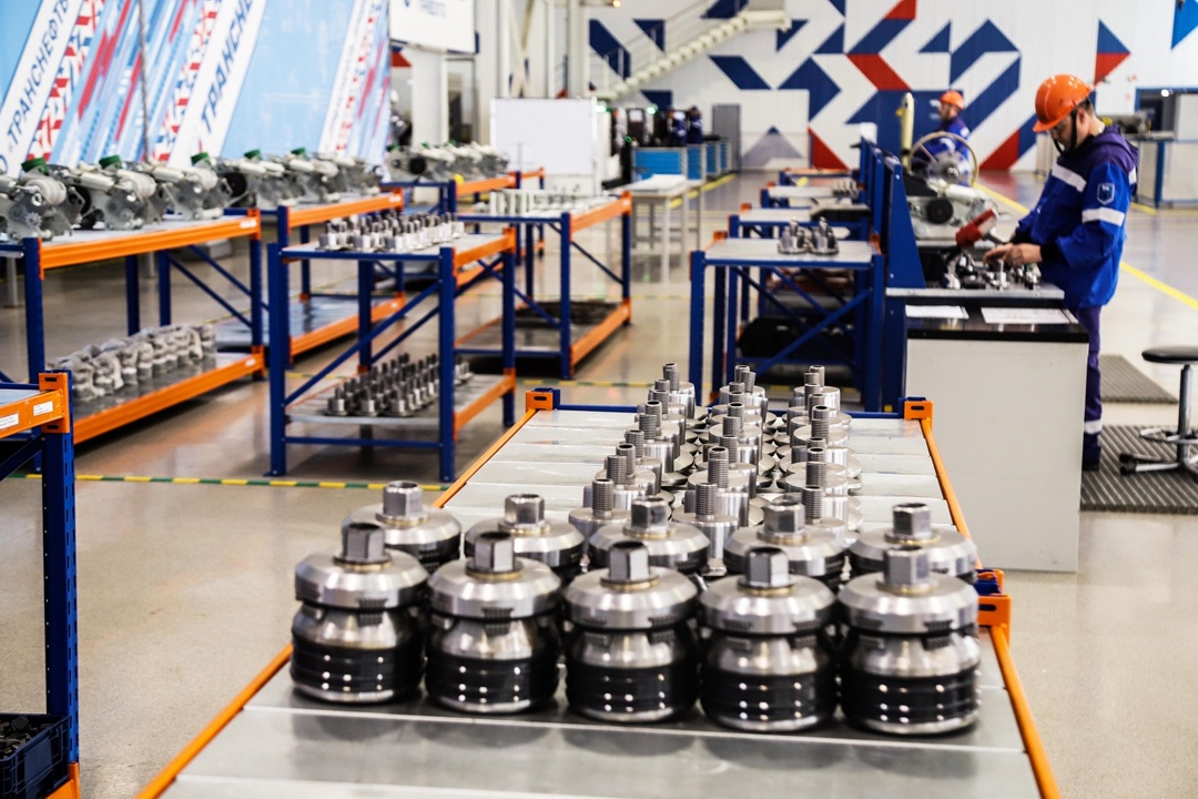 Центральная база производственного обслуживания (ЦБПО) АО «Транснефть – Приволга» выпустила более 17 тысяч единиц продукции в первом полугодии 2025 года