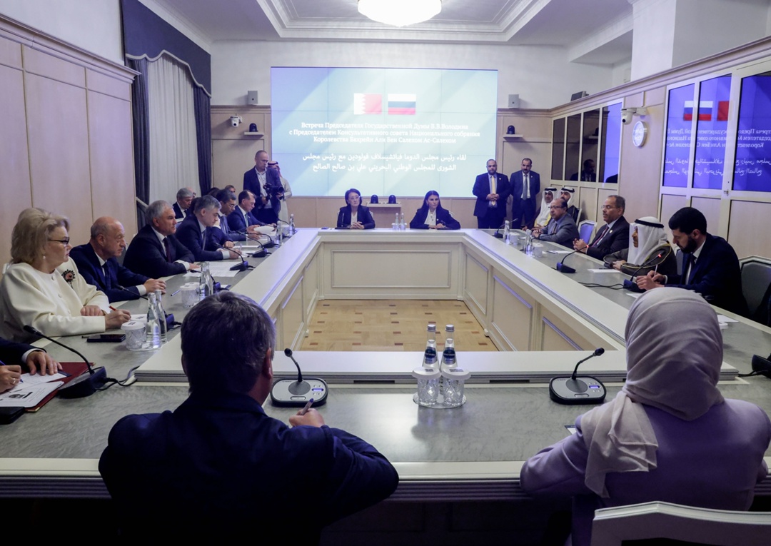 Председатель Государственной Думы Вячеслав Володин провел встречу с Председателем Консультативного совета Национального собрания Королевства Бахрейн Али Бен…