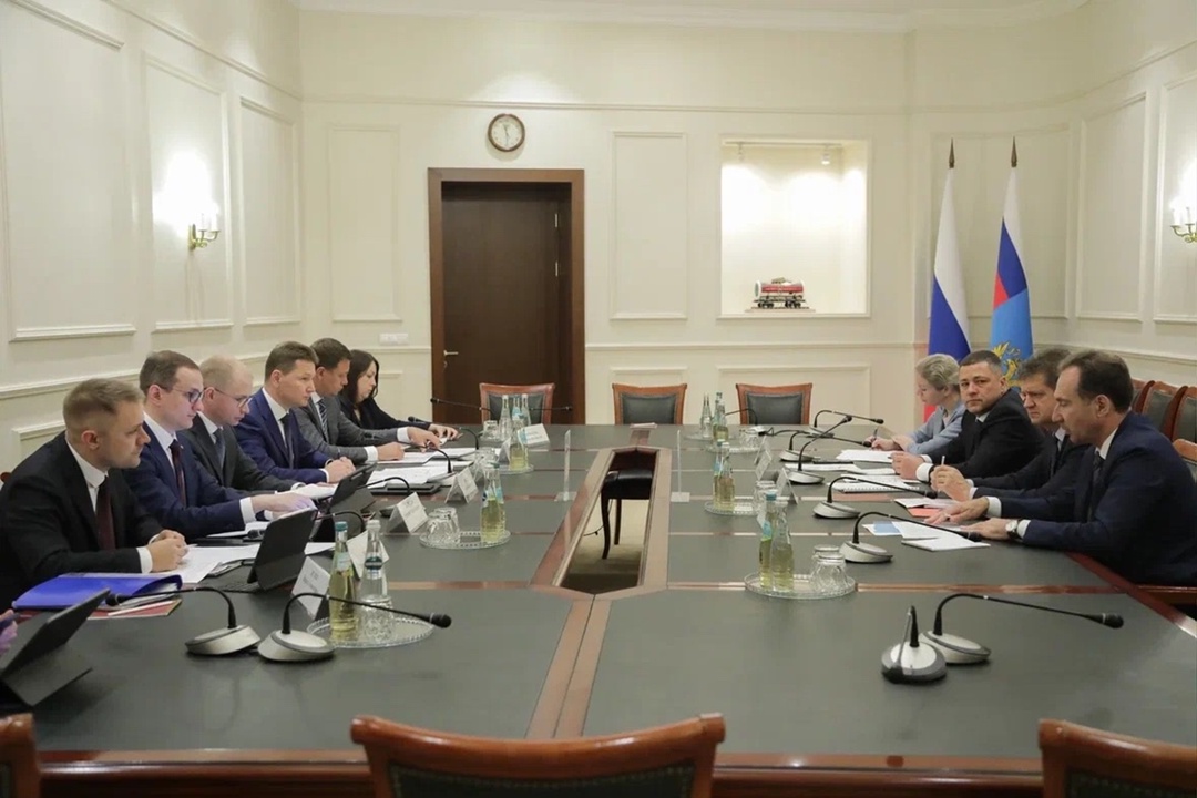 Развитие транспорта Псковской области обсудили в стенах Минтранса