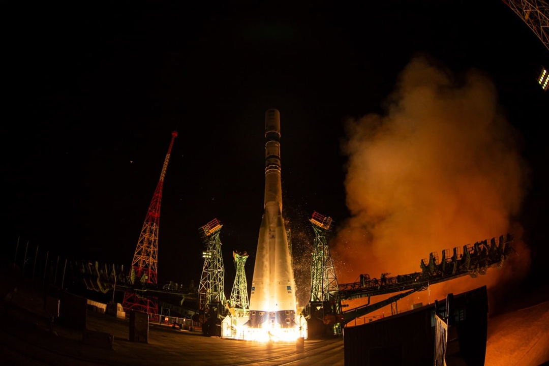 Ночная фотоохота на ракету Сегодня наслаждаемся впечатляющими кадрами запуска грузового корабля «Прогресс МС-31», снятыми на технику Ростеха.