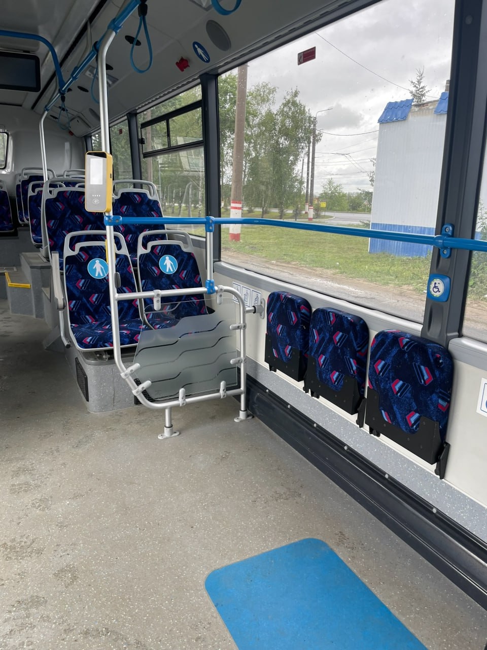 Не электробусом единым Российский автогигант выпускает и отличные троллейбусы. Кстати, сейчас новую низкопольную модель КАМАЗ-62825 тестируют в регионах.