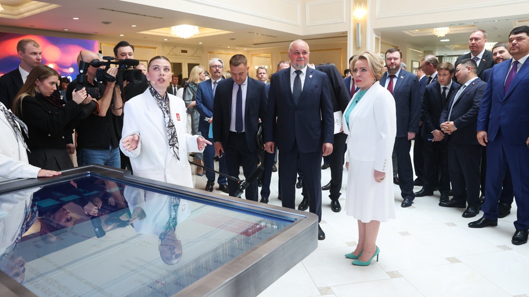 Председатель Совета Федерации Валентина Матвиенко и Министр энергетики Российской Федерации Сергей Цивилев торжественно запустили газоснабжение ключевых…