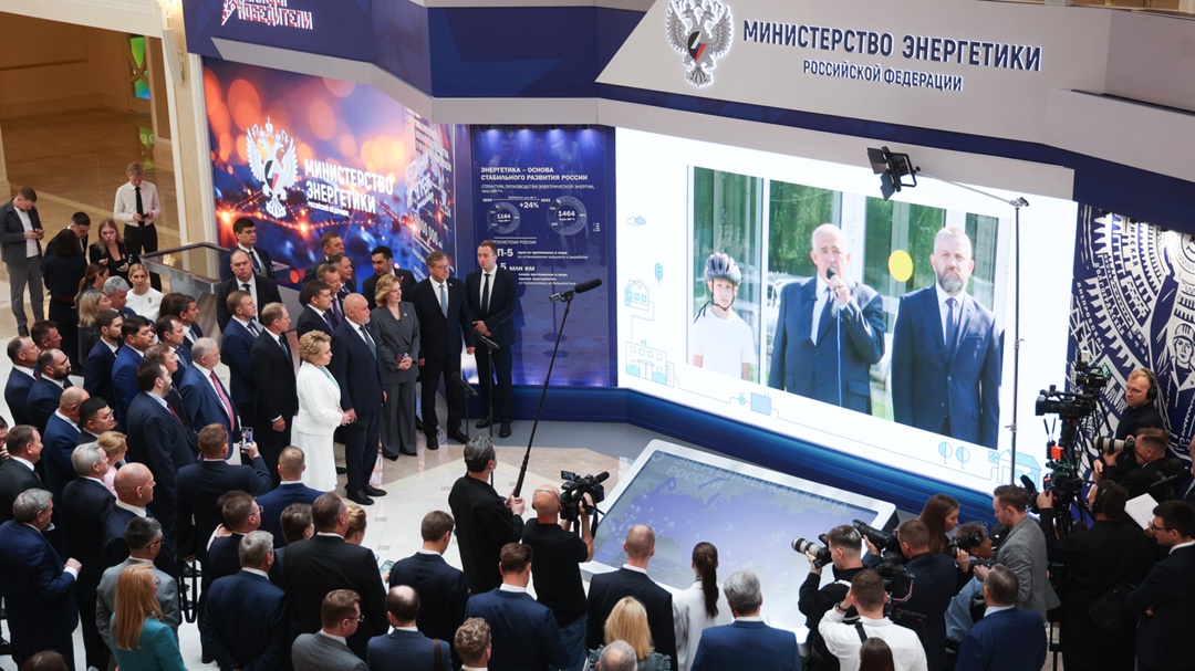 Председатель Совета Федерации Валентина Матвиенко и Министр энергетики Российской Федерации Сергей Цивилев торжественно запустили газоснабжение ключевых…