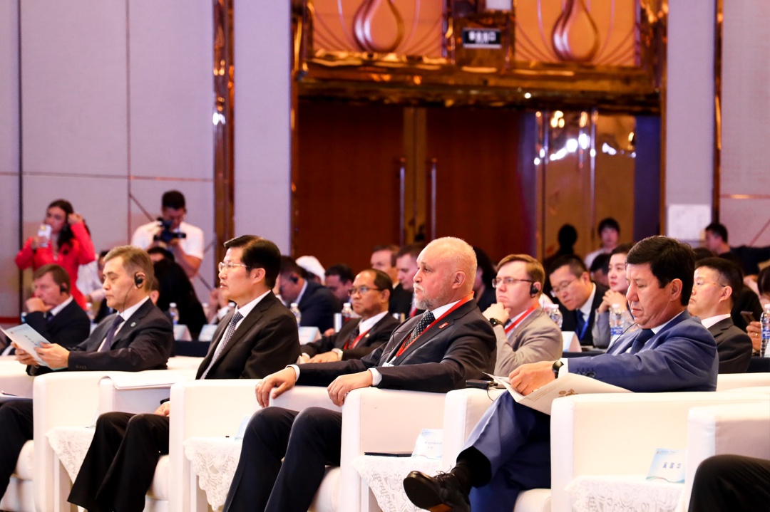 Сергей Цивилев выступил на открытии Бизнес-Форума ШОС в Китае