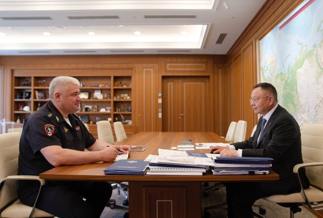 Глава Минстроя России Ирек Файзуллин провел рабочую встречу с Начальником Главного управления по обеспечению безопасности дорожного движения…