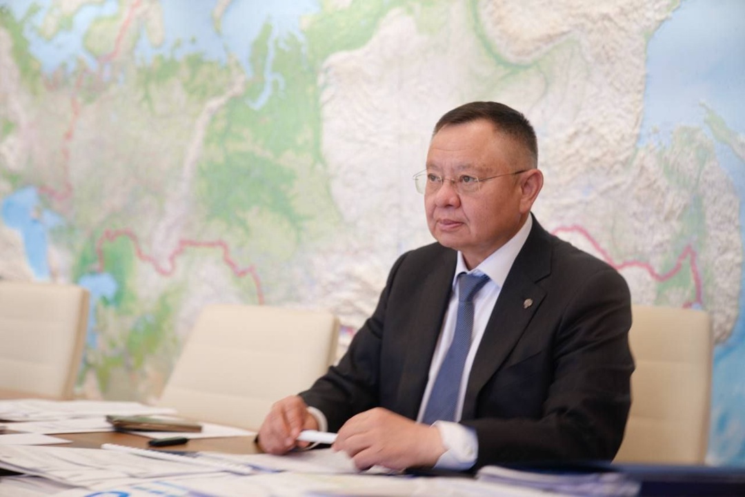 Глава Минстроя России Ирек Файзуллин провел рабочую встречу с Начальником Главного управления по обеспечению безопасности дорожного движения…