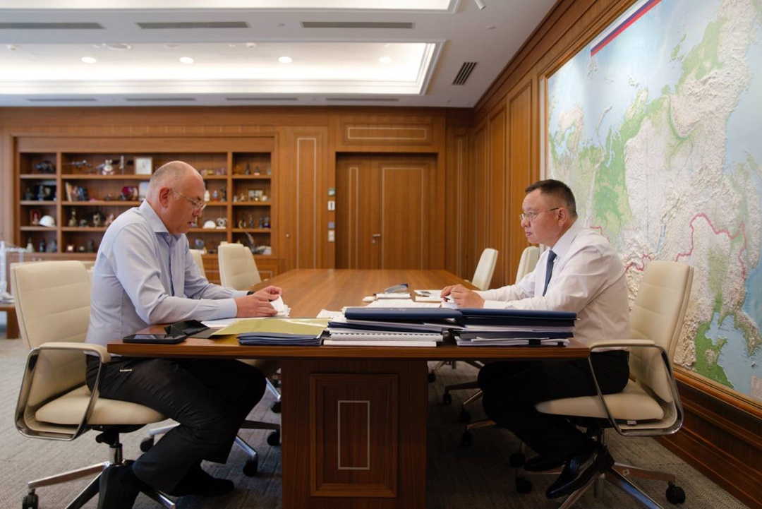 Министр строительства и ЖКХ РФ Ирек Файзуллин провел совещание по развитию жилищного комплекса и реализации нацпроекта «Инфраструктура для жизни» в Московской…