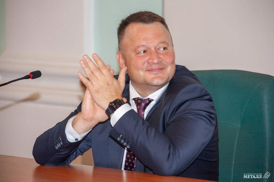 За профессионализм и верность делу